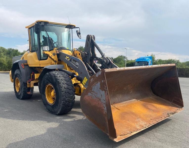 Volvo L 90