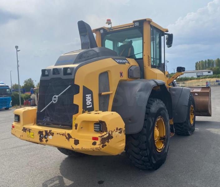 Volvo L 90 thumbnail 7