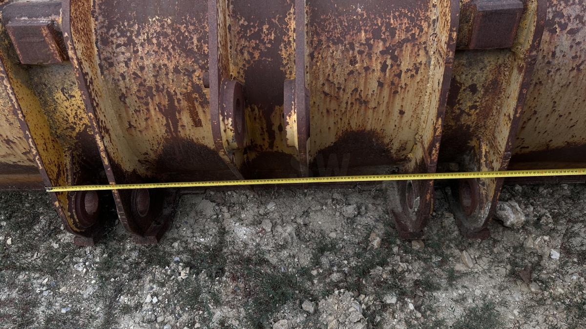 Bucket For WA-380 (Chargeuse) thumbnail 11