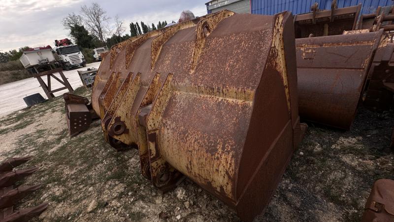 Bucket For WA-380 (Chargeuse) thumbnail 13